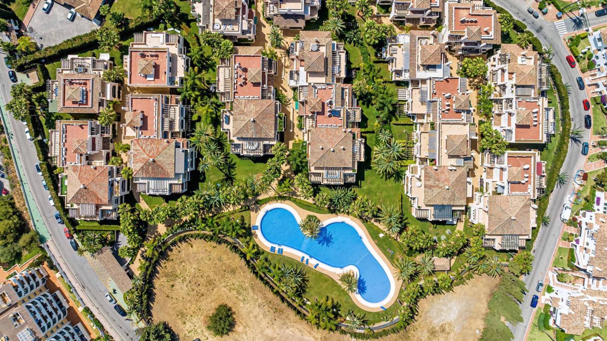 Appartamento Vacation Marbella I Private Heated Swimming Pool, Walking Distance To Puerto Banus, Security 24-7, Bbq, Wifi Esterno foto